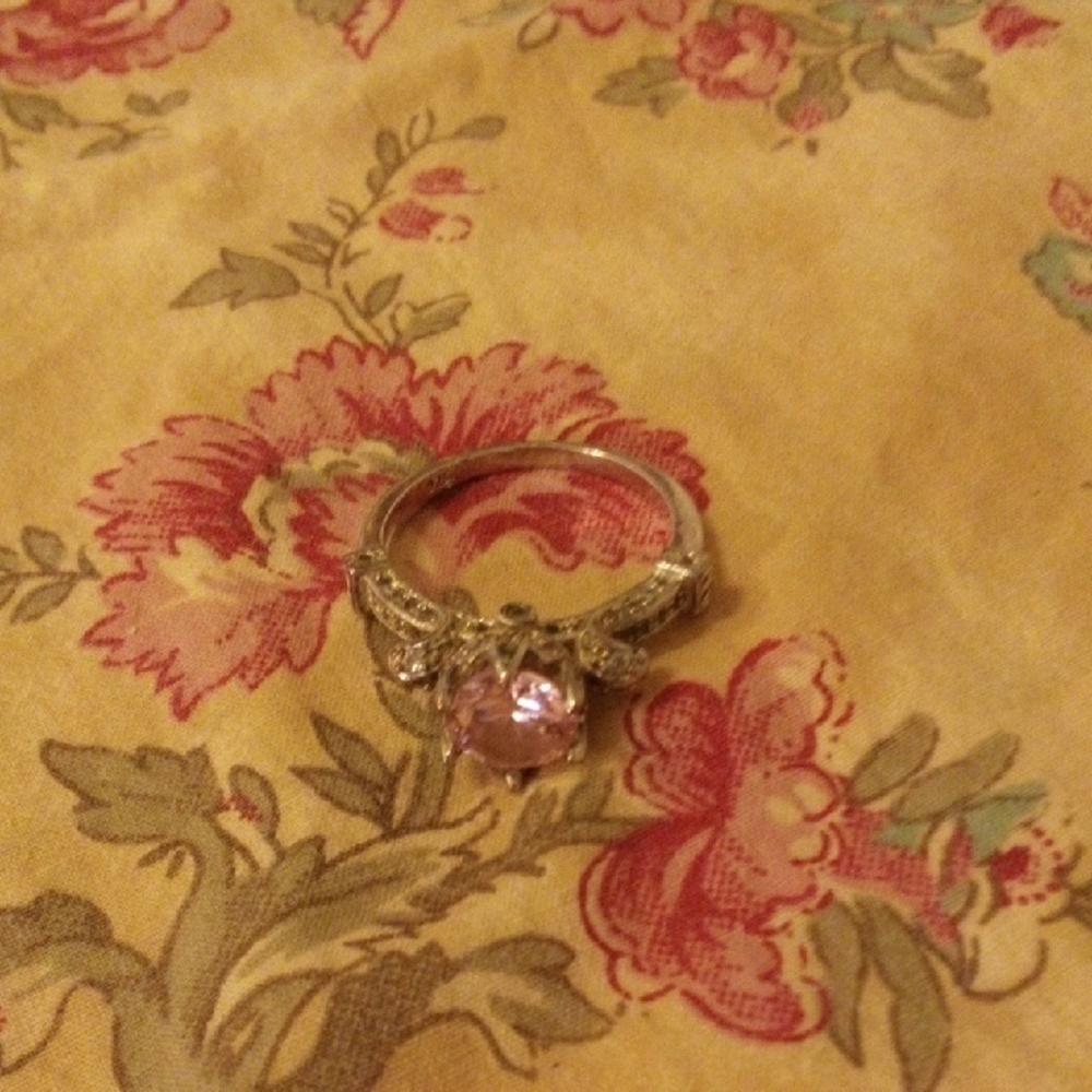 Elegant Silver and Pink Gemstone Ring